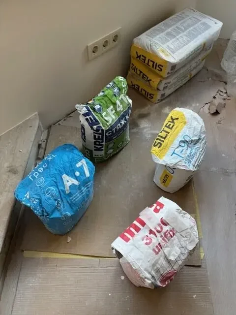 Набір будівельних сумішей після ремонту 2