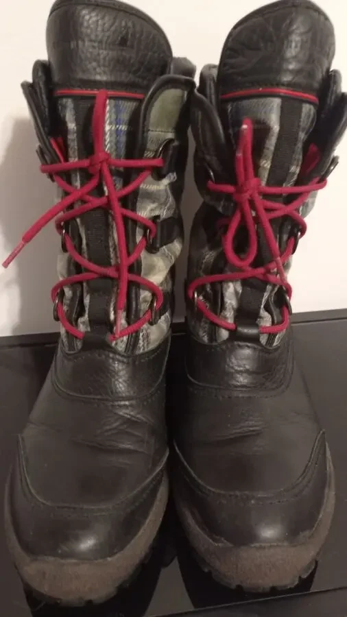 Сапоги Tommy Hilfiger с утеплением на широкую ногу