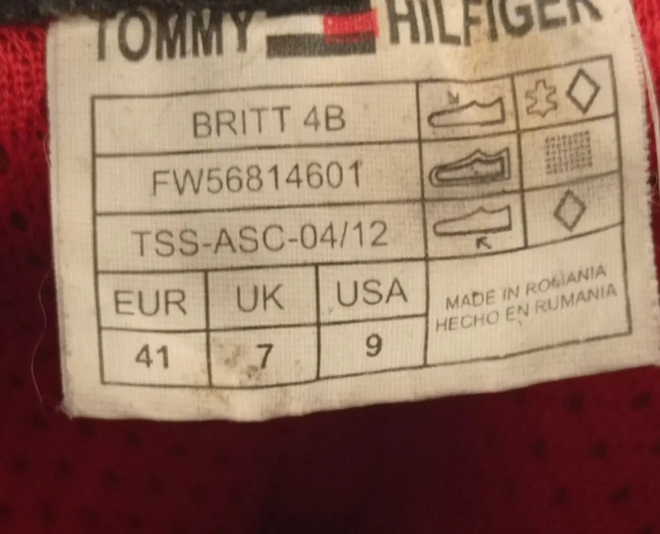 Сапоги Tommy Hilfiger с утеплением на широкую ногу 4