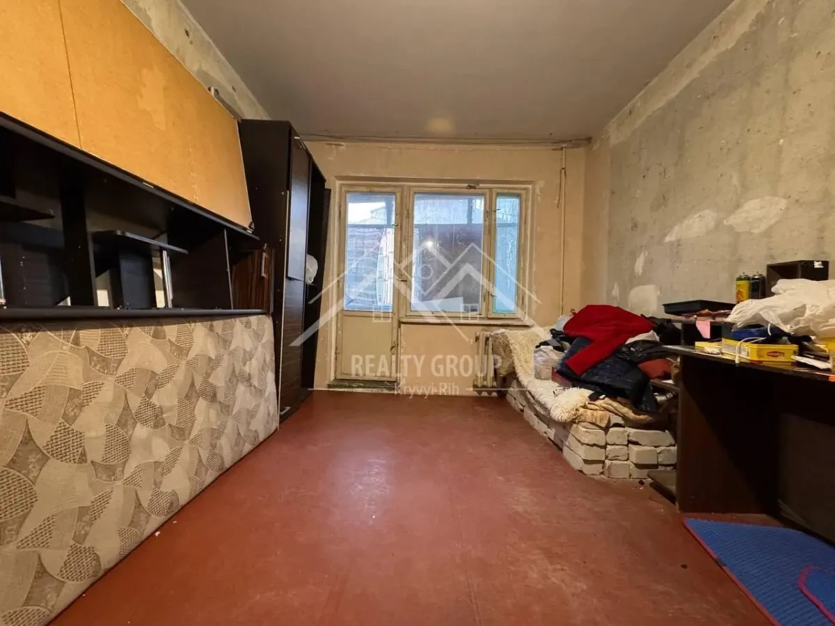 Продається 2-кімнатна квартира на мкрн. Сонячний, будинок 16 6