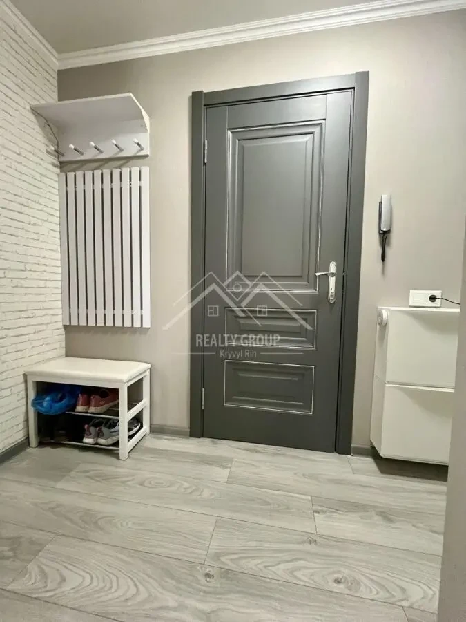 Продаж сучасної 2к квартири з ремонтом 129 квартал 6