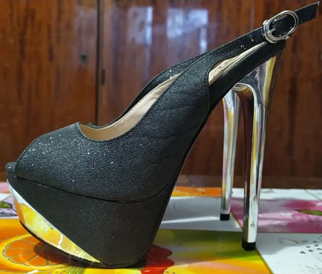 Босоножки на платформе и высоком каблуке ERRA