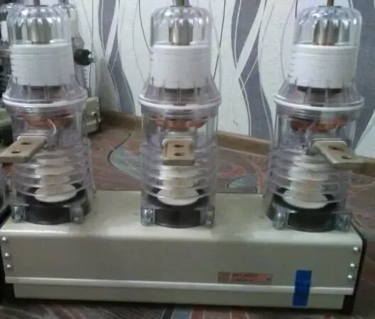 Приобретаю  Дорого Вакумный выключатели ВВ/TLE блоки управления 2