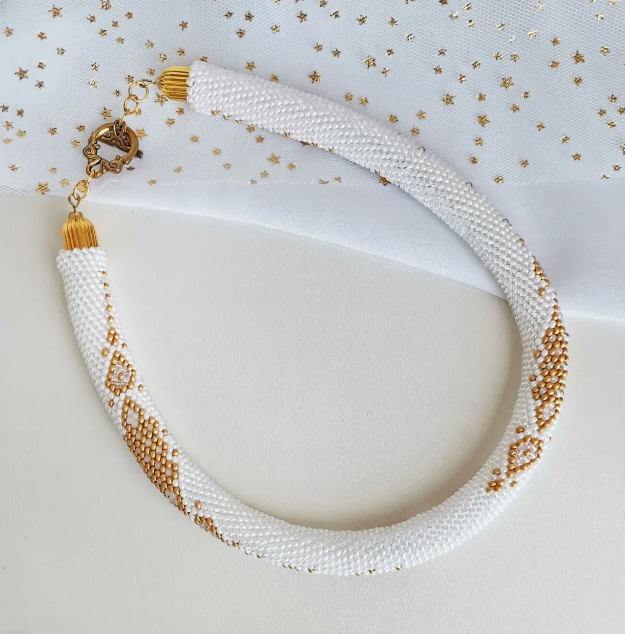 Прикраса із бісеру кольє-джгут Біле золото 8