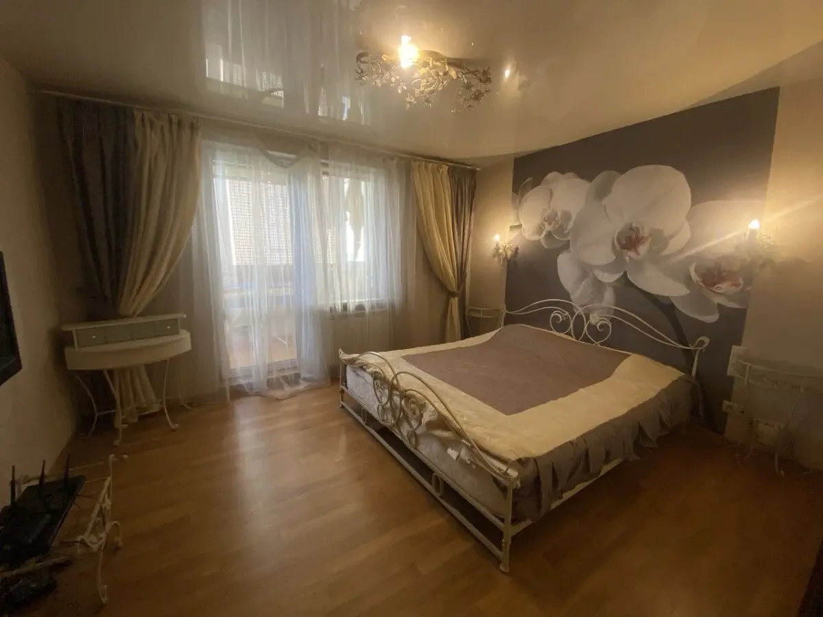 Без%Здам 3х м.Дарниця,Дарницький б р 8 3