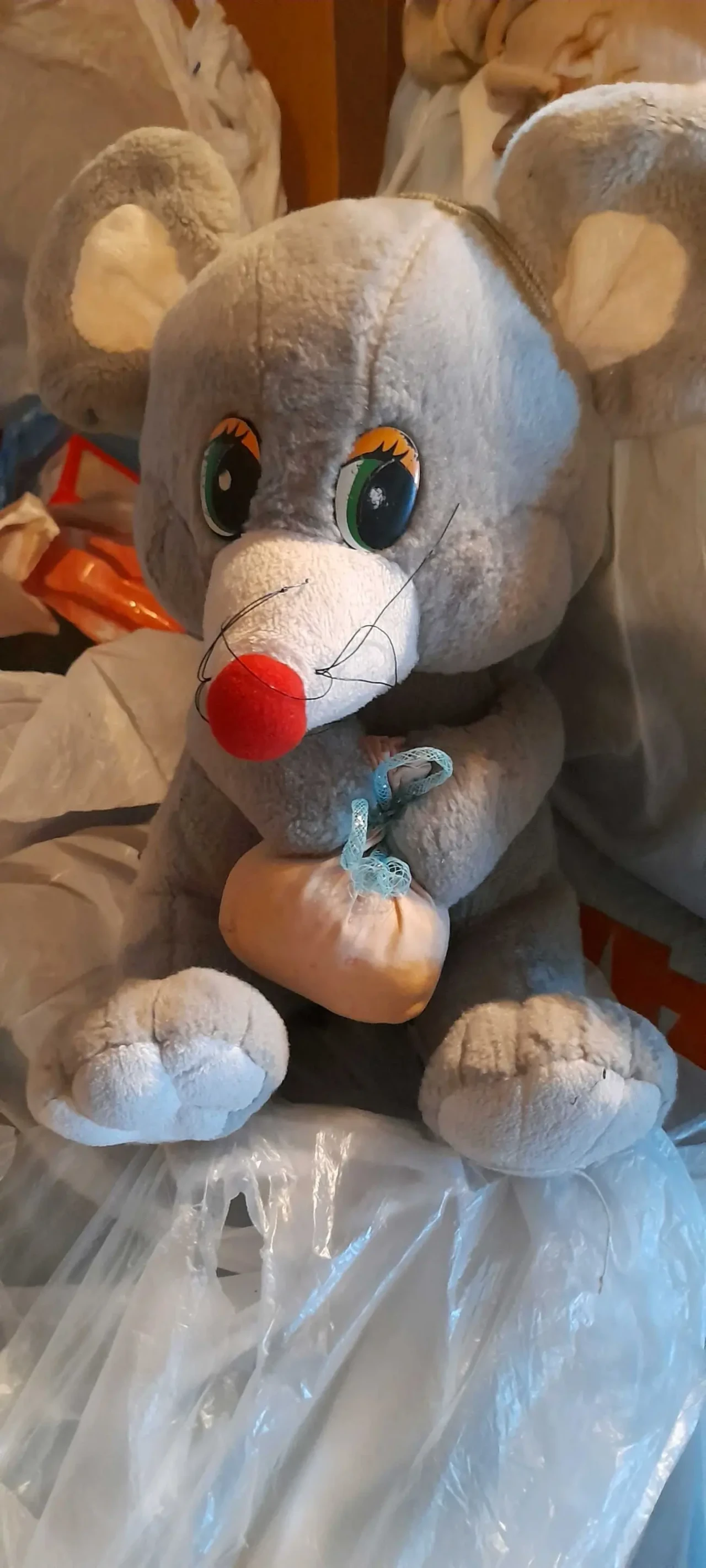 миша іграшка