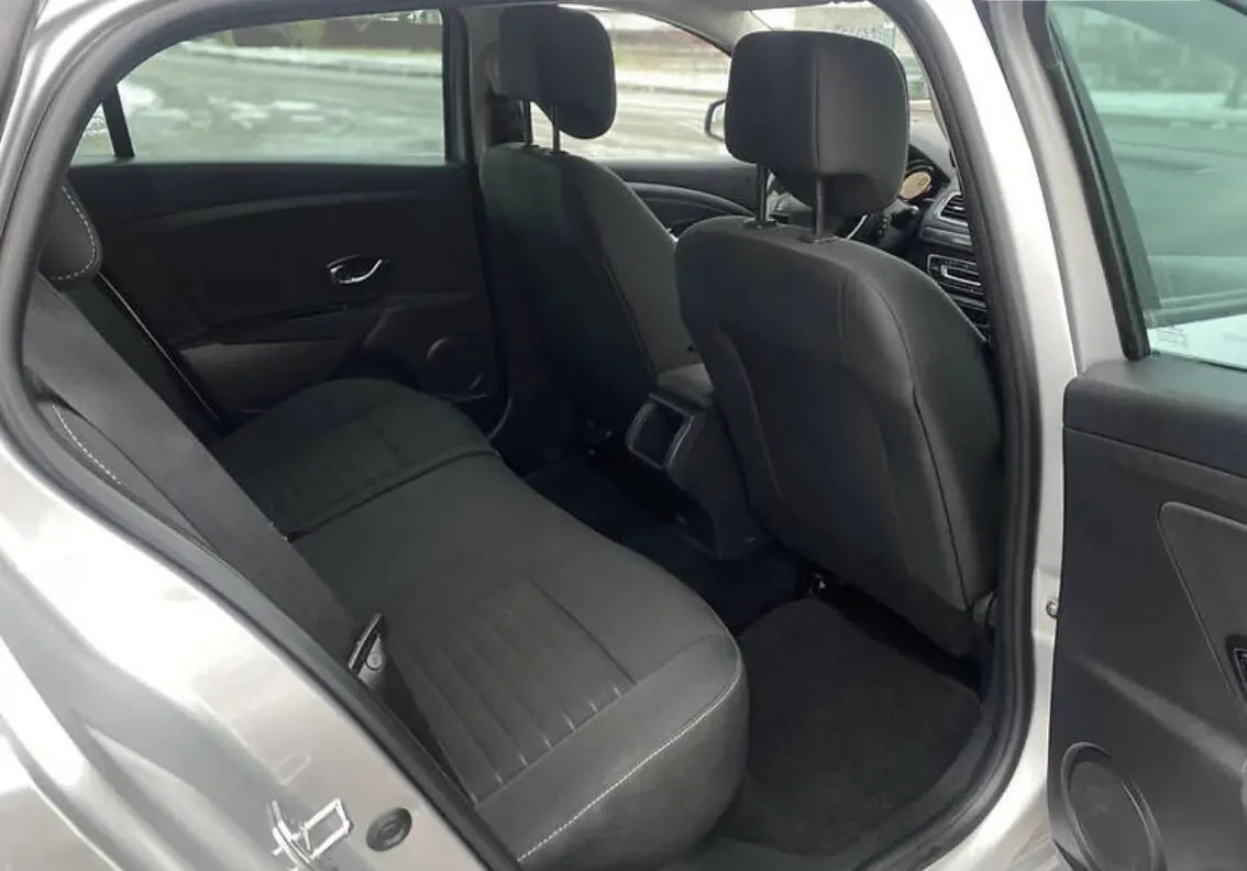 Аренда Авто БЕЗ ЗАЛОГА Renault Megane 4000 с Правом Выкупа Под Выкуп 7