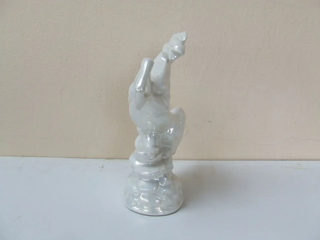 Фарфор  кінь  на  дибах   роз.28х20 см.  Европа     1980 рр. 2