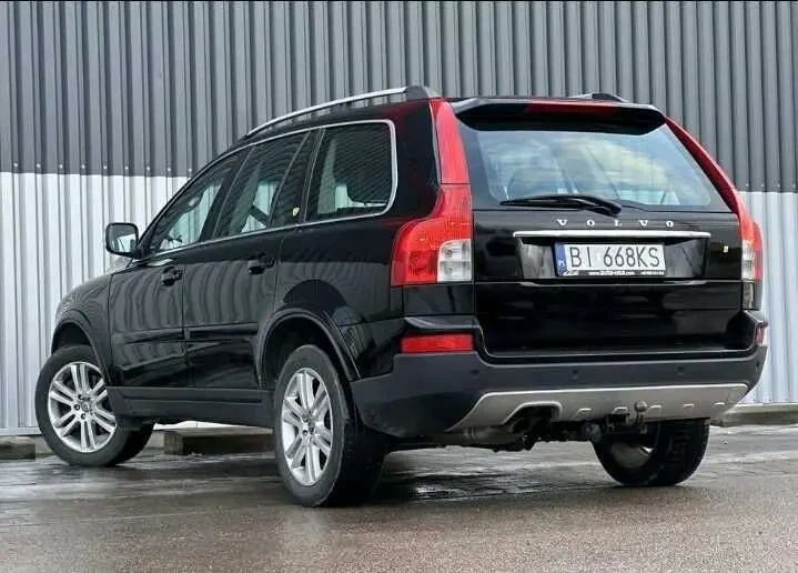 Volvo XC90 2,4TDI 4X4 Automat 3