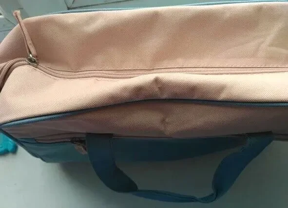 Сумка очень легкая большая удобная с длинной ручкой карманами 6