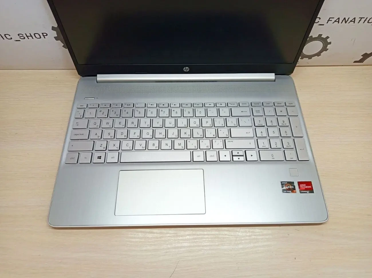 Ноутбук HP 15s-eq2007nl/ AMD Ryzen 7 5700u / 8GB/512 GB 3