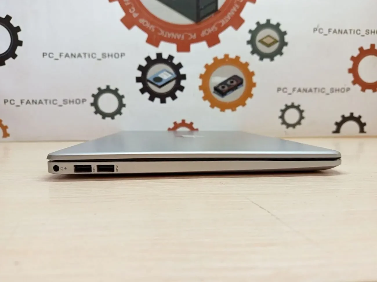 Ноутбук HP 15s-eq2007nl/ AMD Ryzen 7 5700u / 8GB/512 GB 5