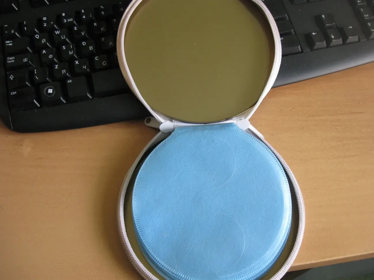 Органайзер-бокс The Beatles для CD-DVD дисків в автомашину 4