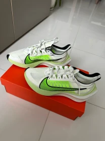 кросівки Nike Pegasus розмір 37