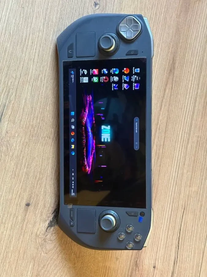 ZOTAC Gaming Zone 16GB / 512GB портативна ігрова консоль 4