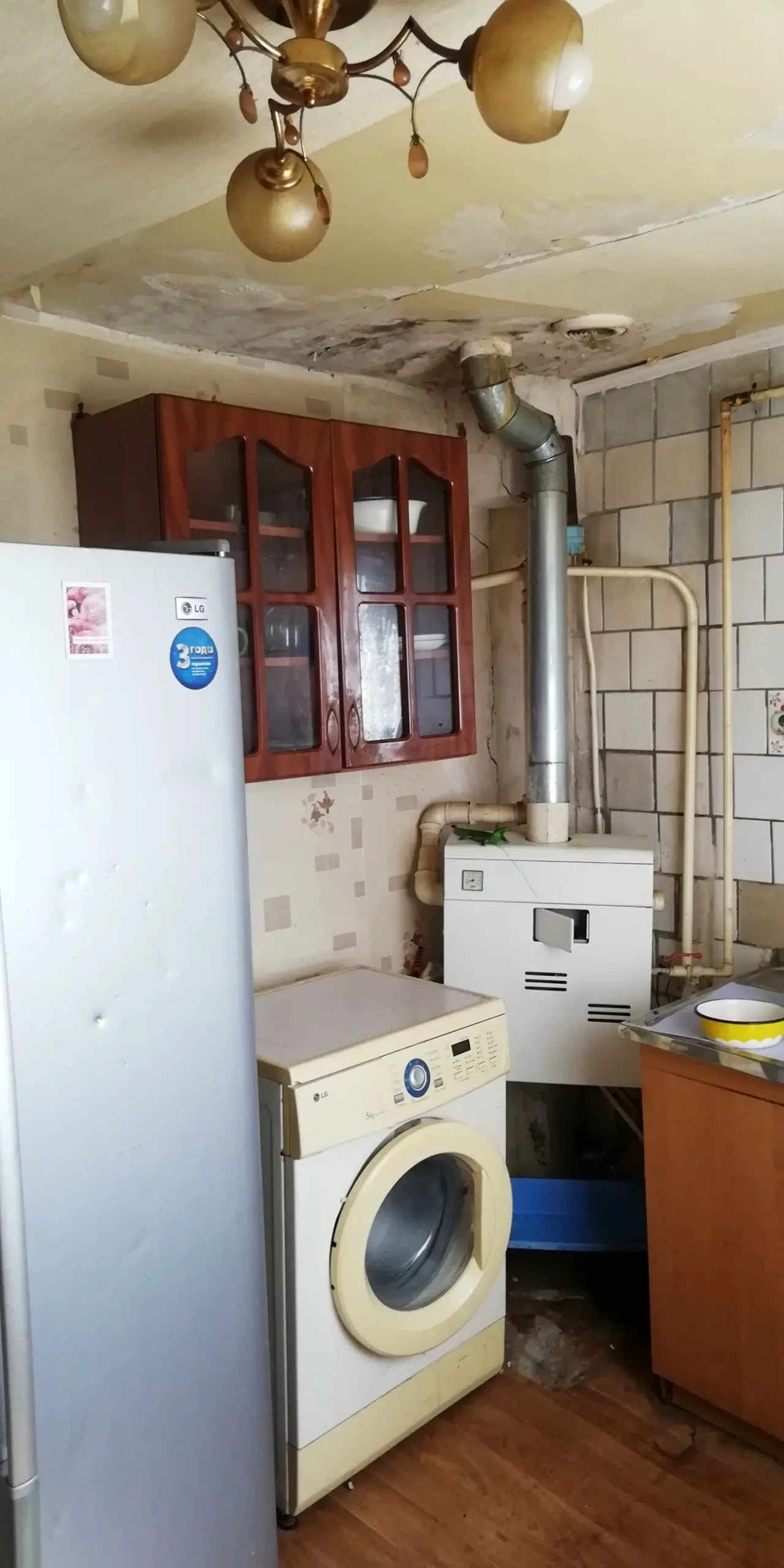 Продам 1/2ч.дома дёшево 7