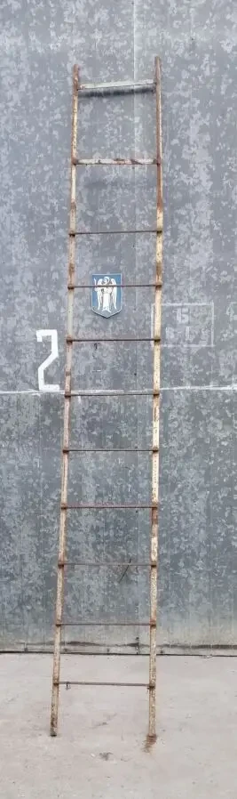 Драбина лестница стальная