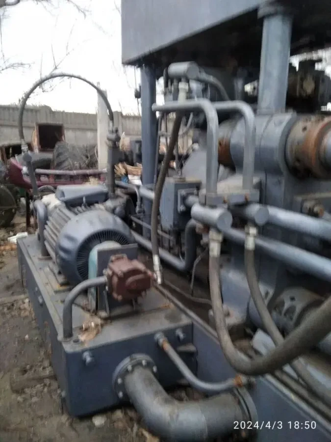 Прес брекетіровачний  Б6238 рабочій 7