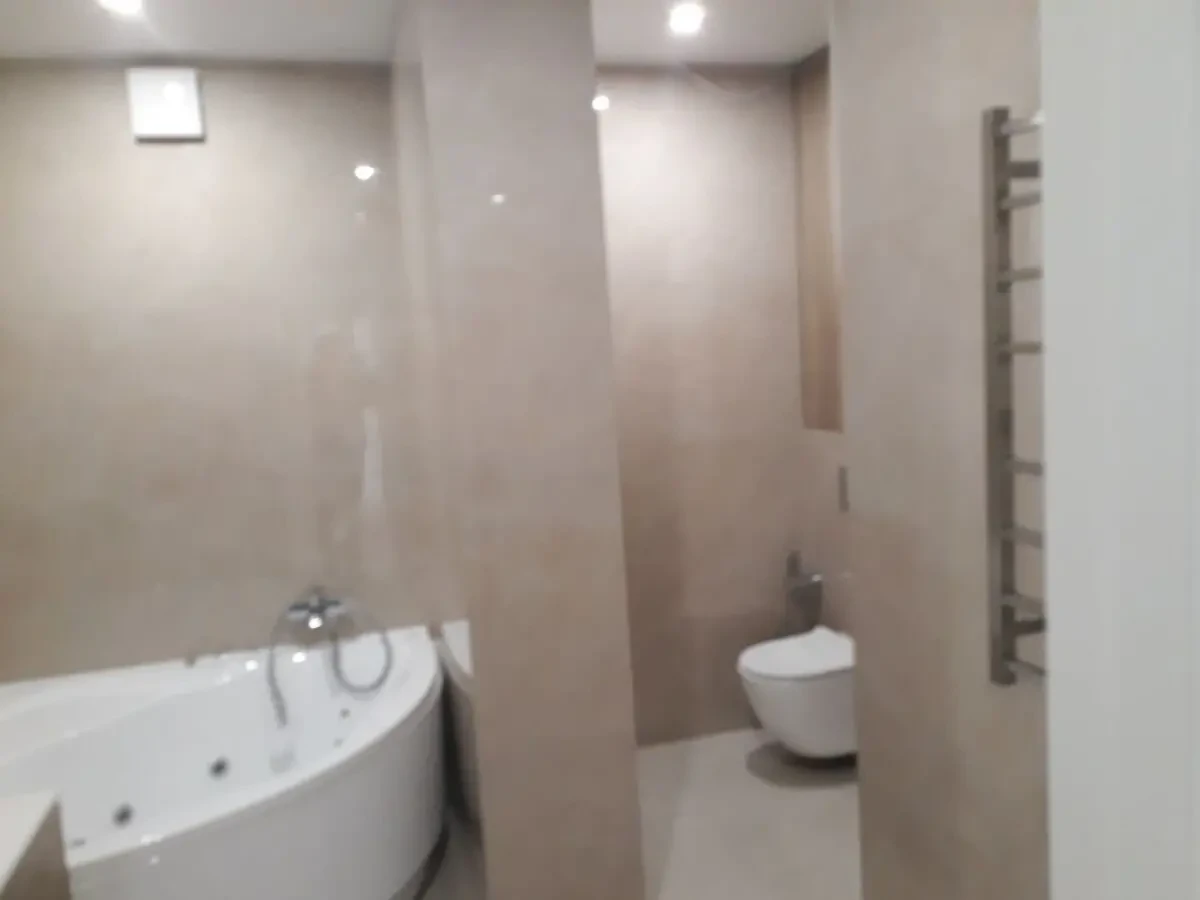 Дворівнева квартира евро ремонт меблі техніка вільна 8