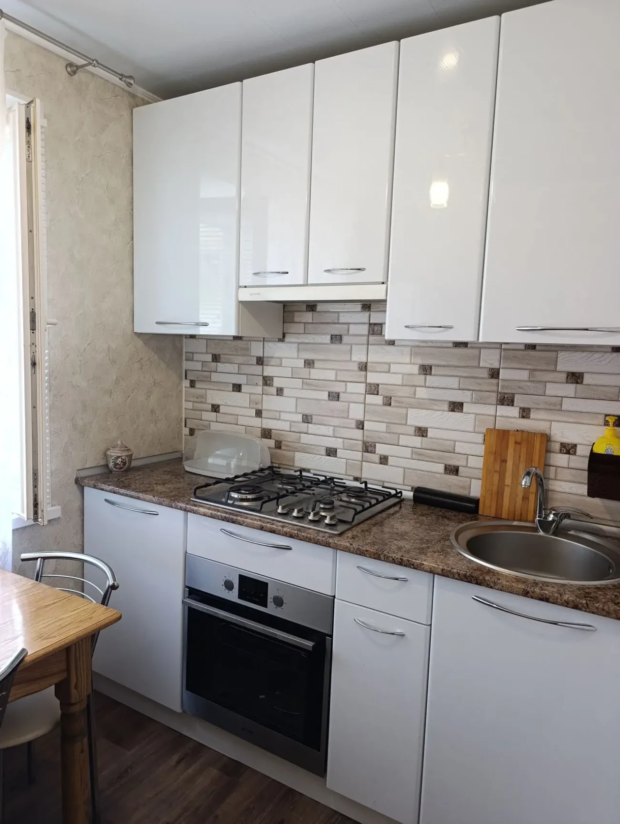 Продам 2 кім квартиру Нові Будинки 8