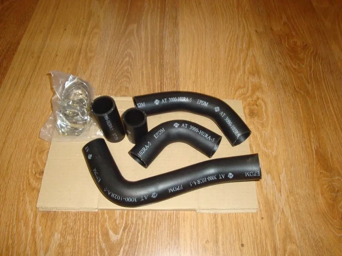 Патрубки радіатору Таврія, Славута, Заз 1102, 1103, 1105 з хомутами 3