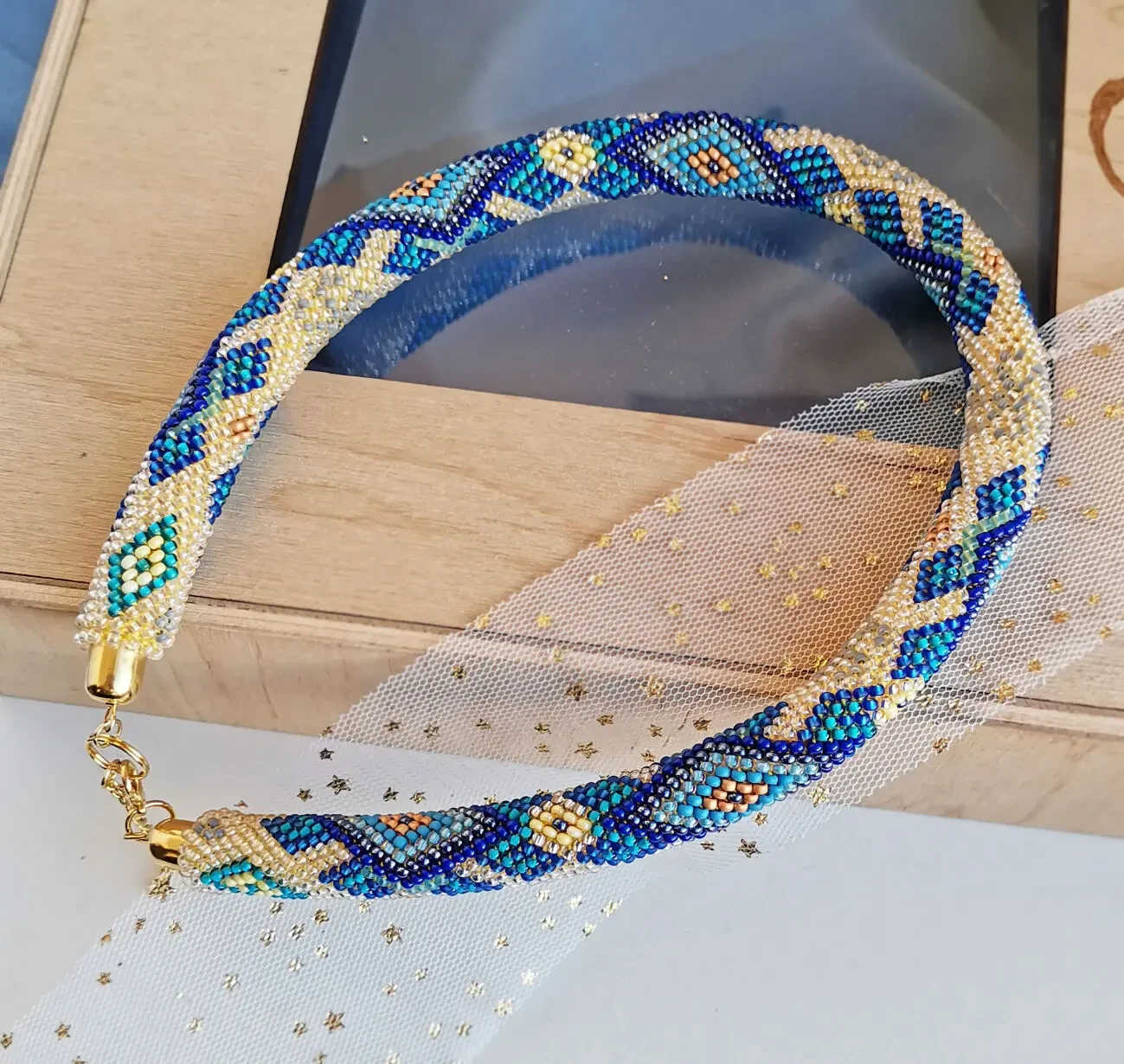 Прикраса із бісеру кольє-джгут Фортуна 9