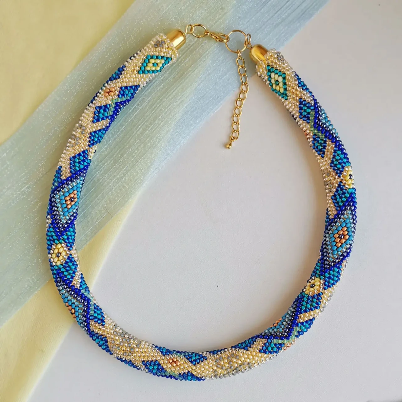 Прикраса із бісеру кольє-джгут Фортуна 6