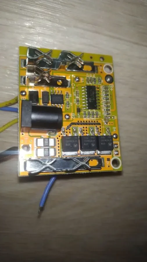 Корпус для збірки акумулятора Makita 5s-2p 21V на елементах 18650 3