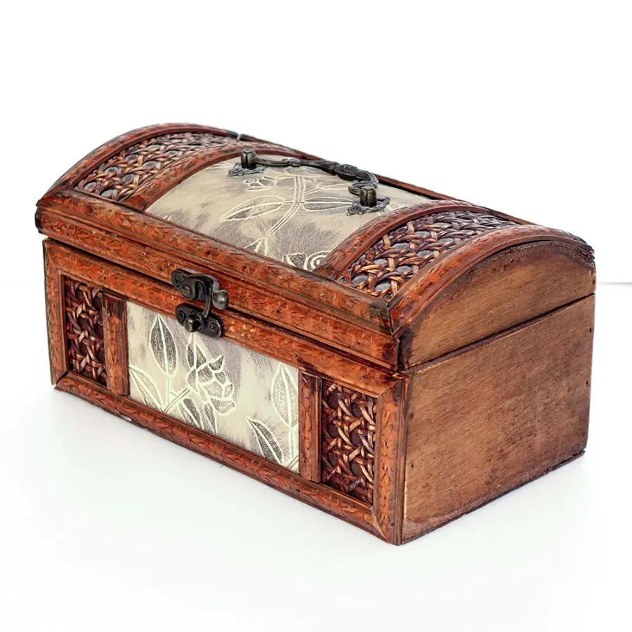 Винтажная деревянная резная шкатулка скринька сундучок ручная работа