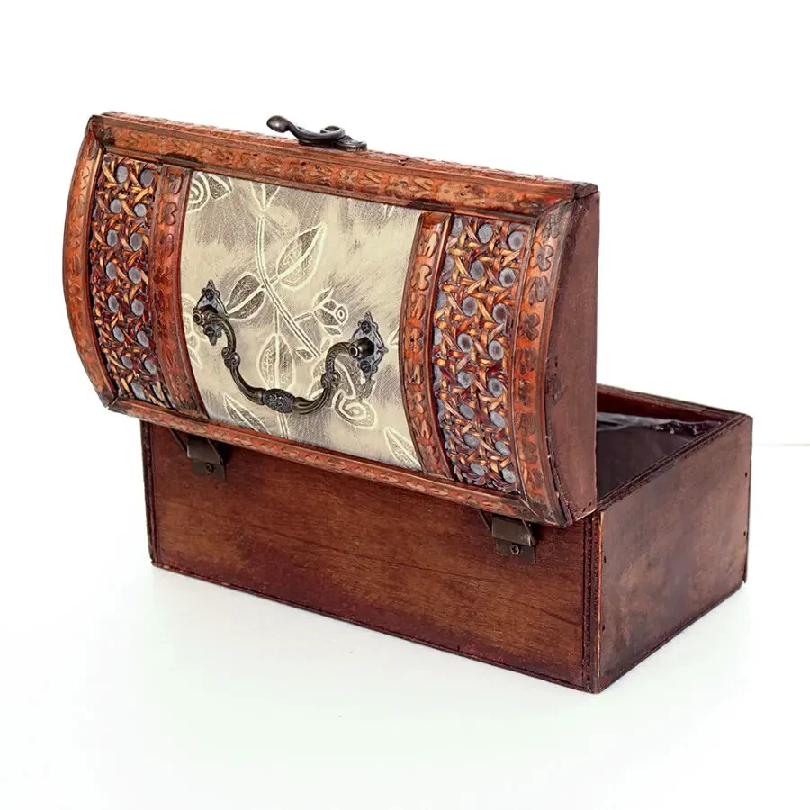 Винтажная деревянная резная шкатулка скринька сундучок ручная работа 7