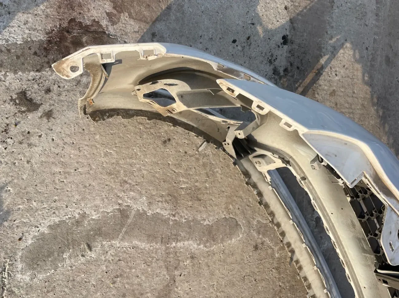 Fiat Tipo 2 Бампер передний 735604327 Решетка радиатора 52033259 4