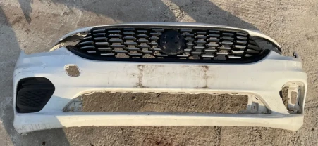Fiat Tipo 2 Бампер передний 735604327 Решетка радиатора 52033259