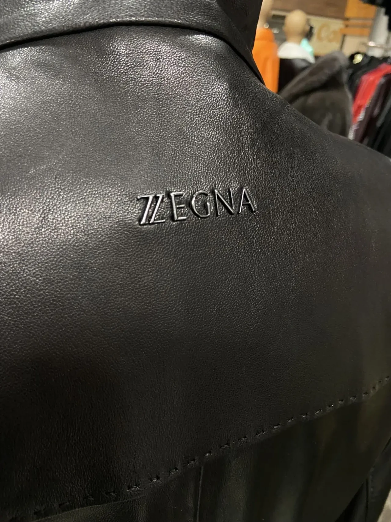 Куртка чоловіча шкіряний бомбер на стійку чорний 2