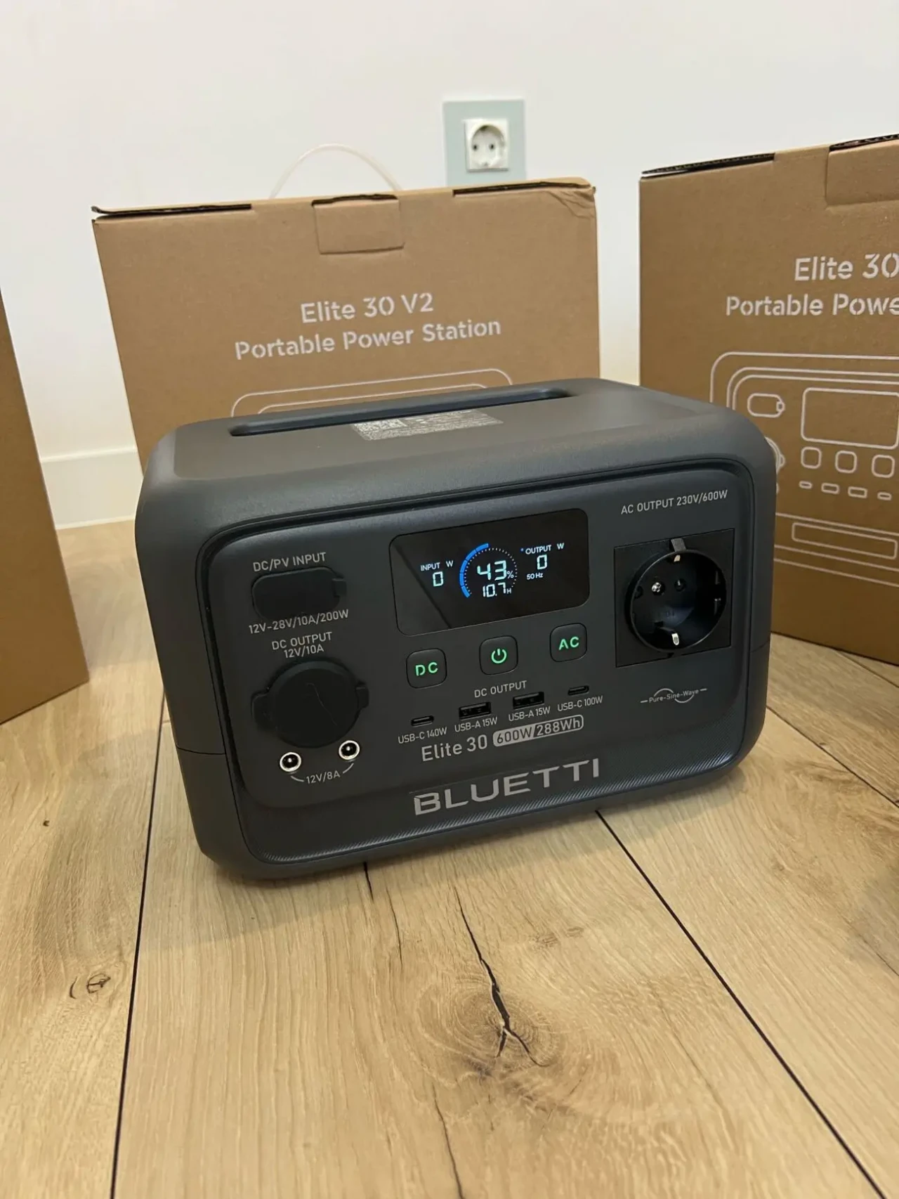 Продається нова портативна зарядна станція Bluetti Elite 30 V2.Америка 6