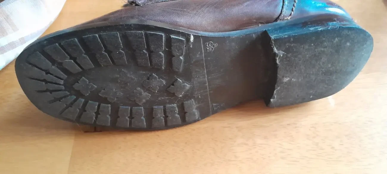 Стильные кожаные ботинки копичневого цвета. 5