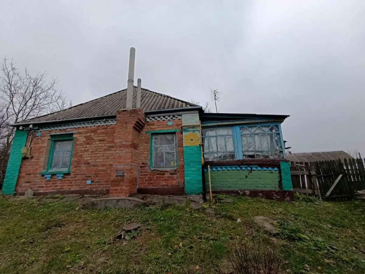 Продається ділянка з хатою та прибудовами в Київській обл. 2