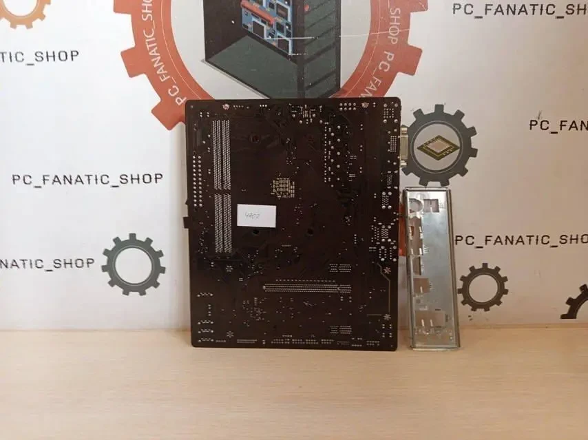 Материнська плата Gigabyte A520M H (sAM4, AMD A520, PCI-Ex16) 3