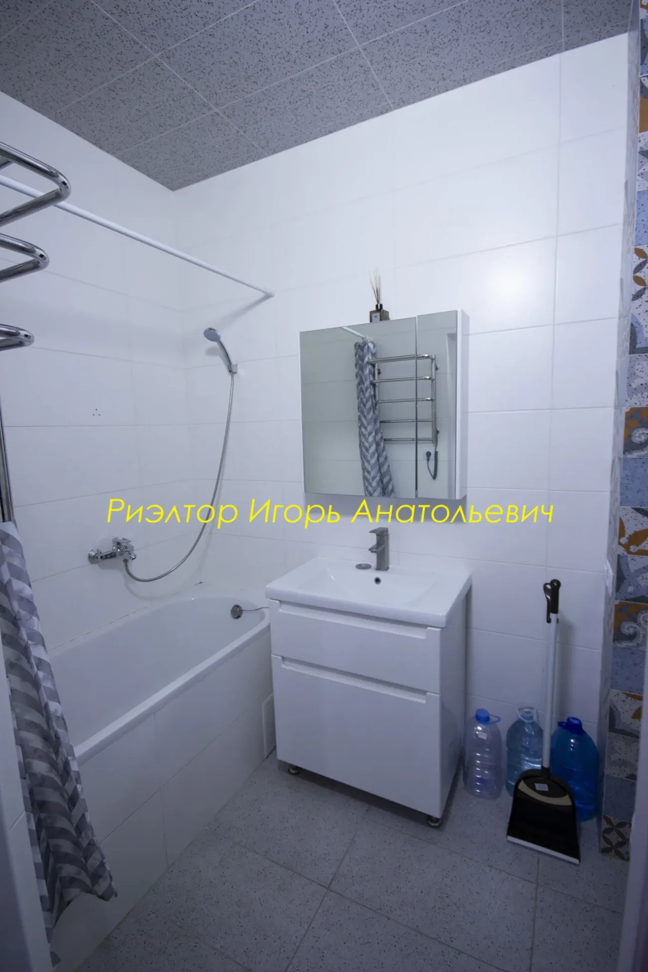 Сдам 1-ком.квартиру на Таирова, Одесса. Новострой. Инвертор, генератор 9