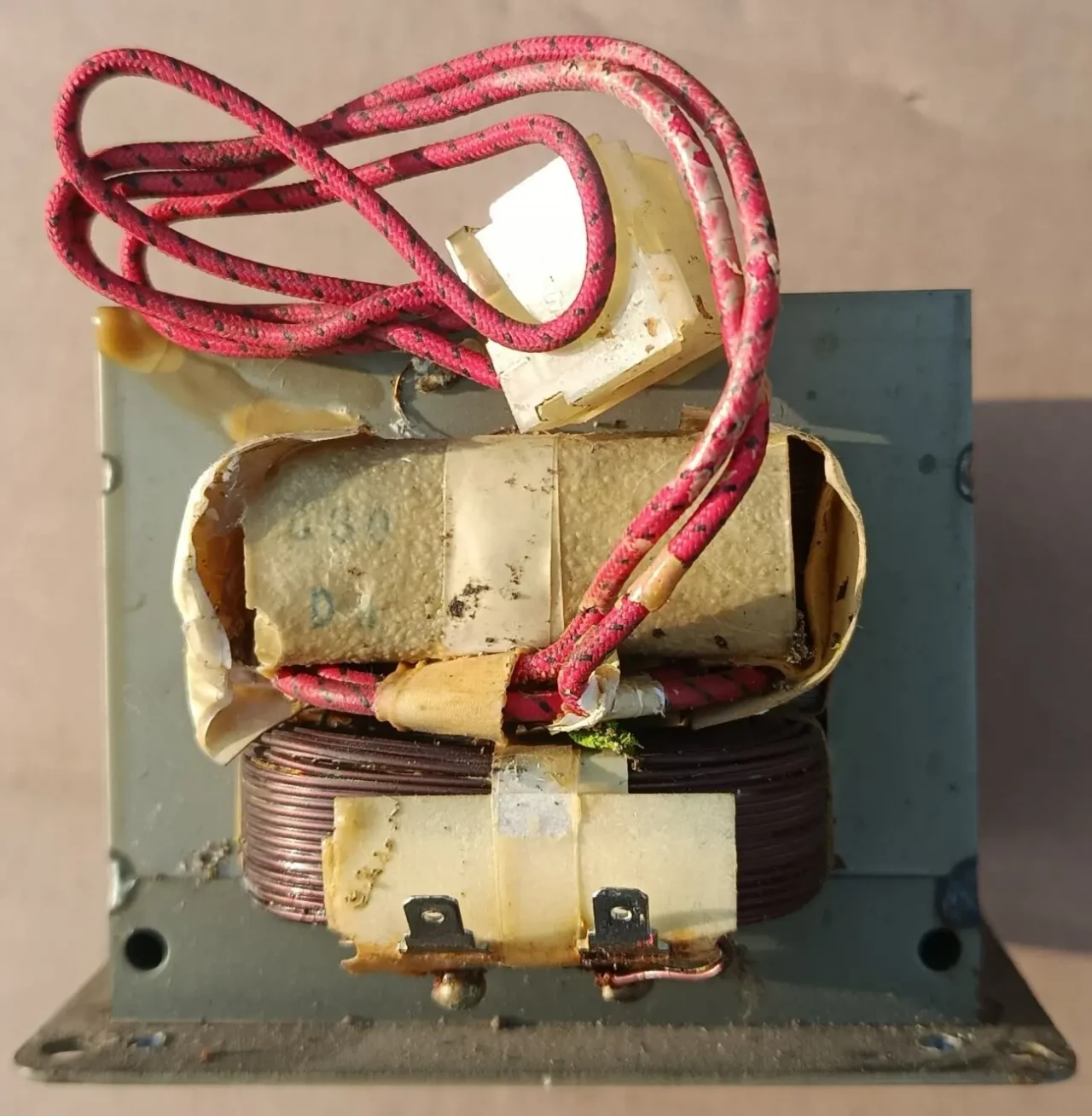 Трансформатор до мікрохвильовки Daewoo 2