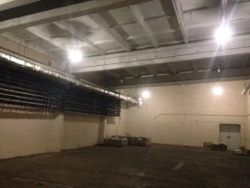 Приміщення під склад, лівий берег Дніпра