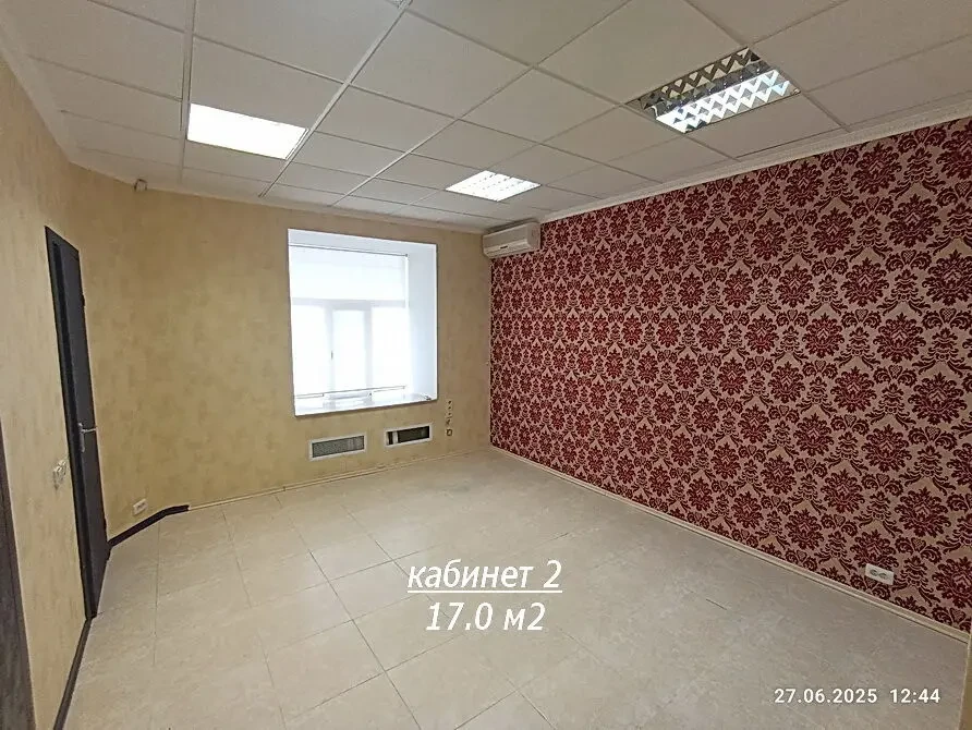 Аренда фасадного офиса, помещения 45 м2, Центр, Владимирская 71, Центр 4