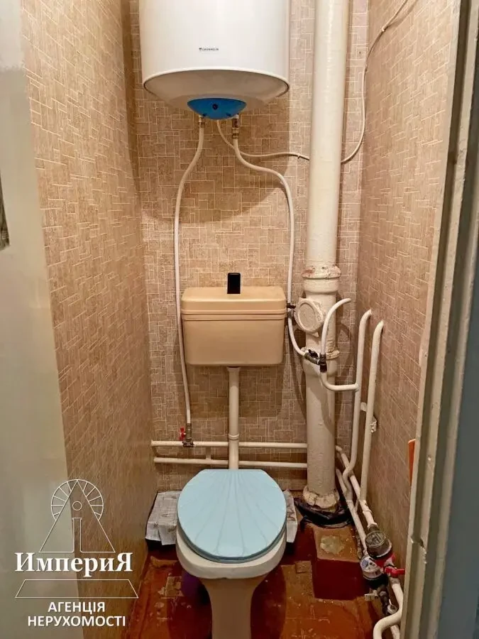 Продам 1.5.9 на Томилівській. 8