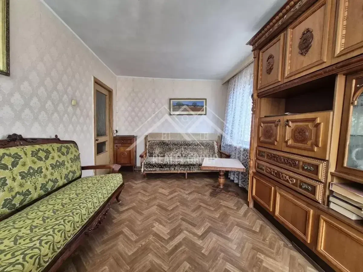 Продаж чудової 3к брежнівки по вул. Кривбасівська 3