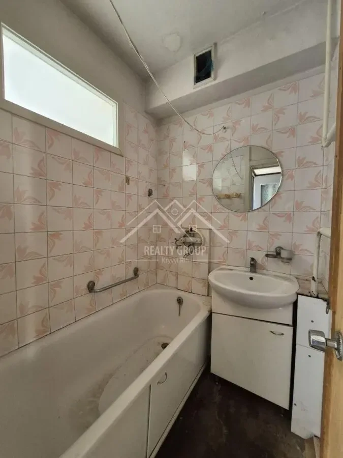 Продаж чудової 3к брежнівки по вул. Кривбасівська 10