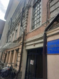 Продам 3к квартиру в центре 80м2