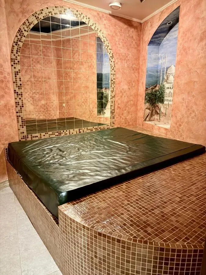 Продаж SPA-салону 154 м2 4