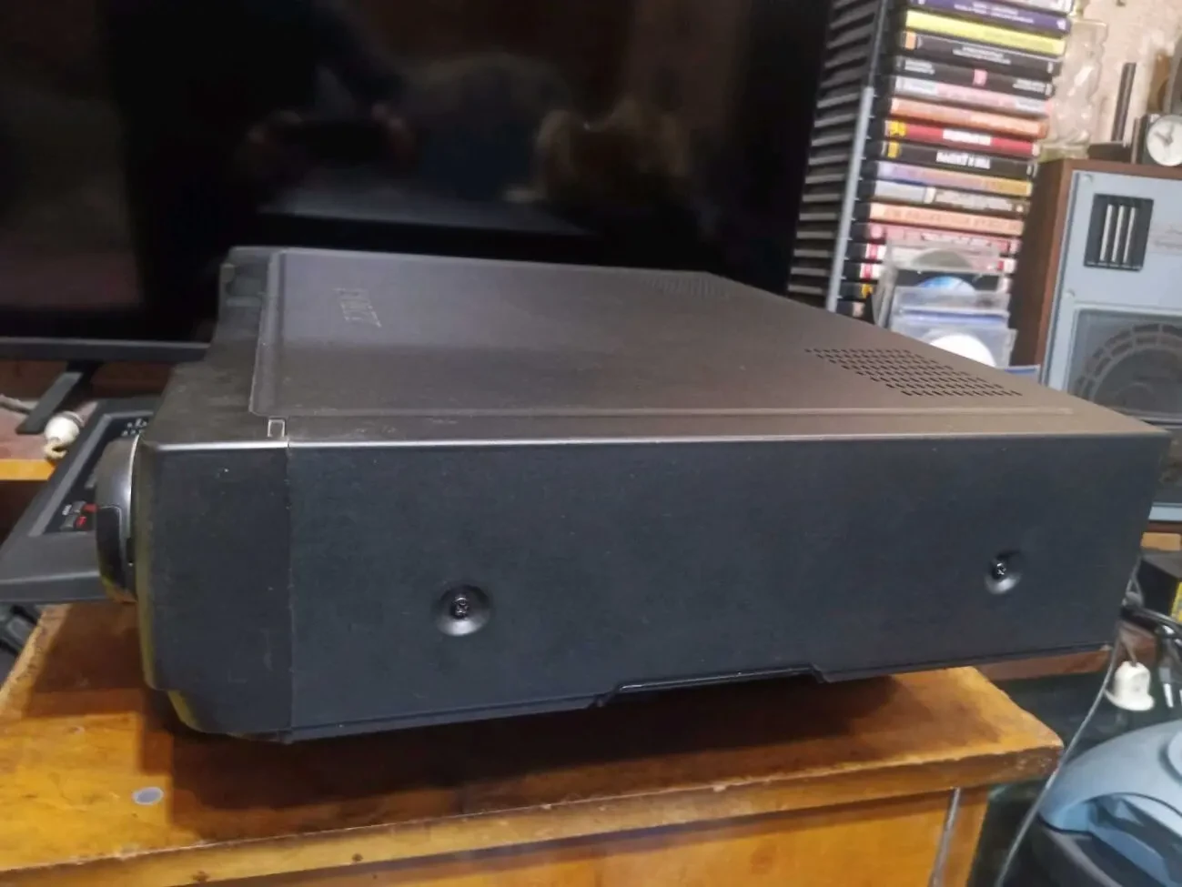 Видеомагнитофон 