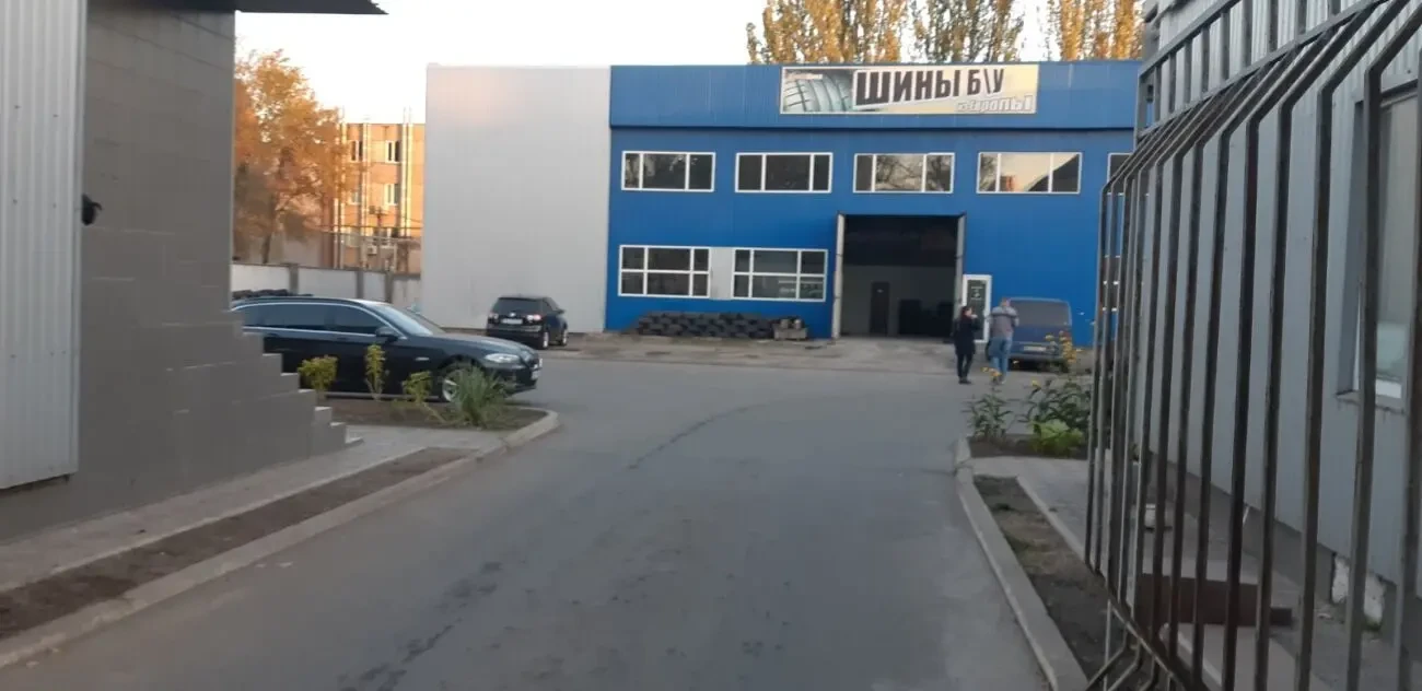 Здається в оренду приміщення Кривий Ріг р-н Автовокзалу під СТО,склад 2