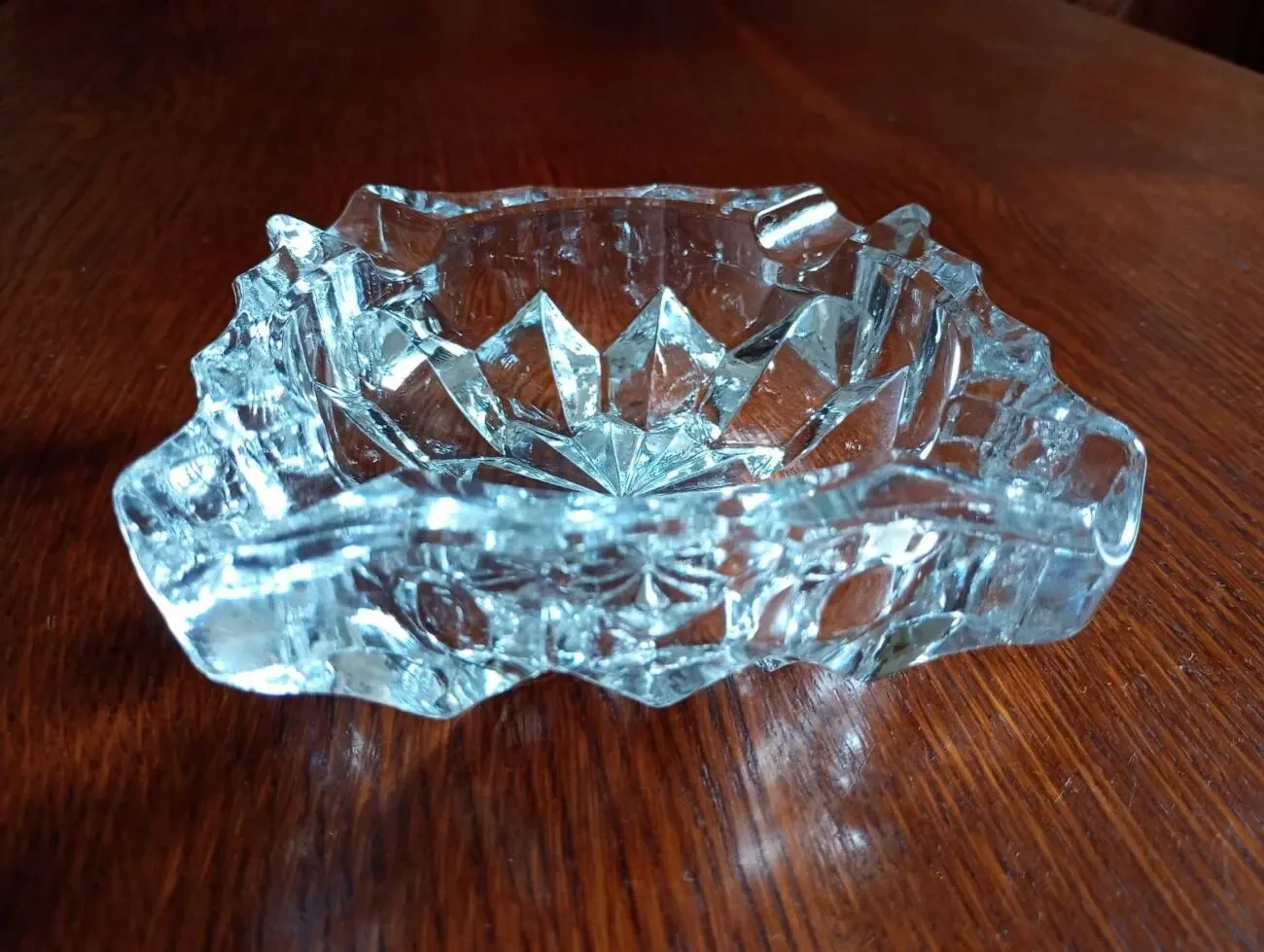 Стеклянная, советская пепельница.