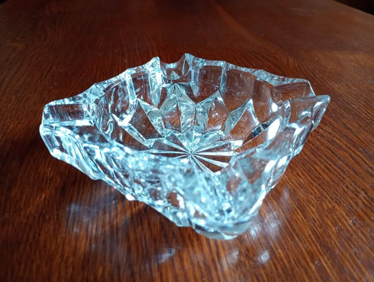 Стеклянная, советская пепельница. 3